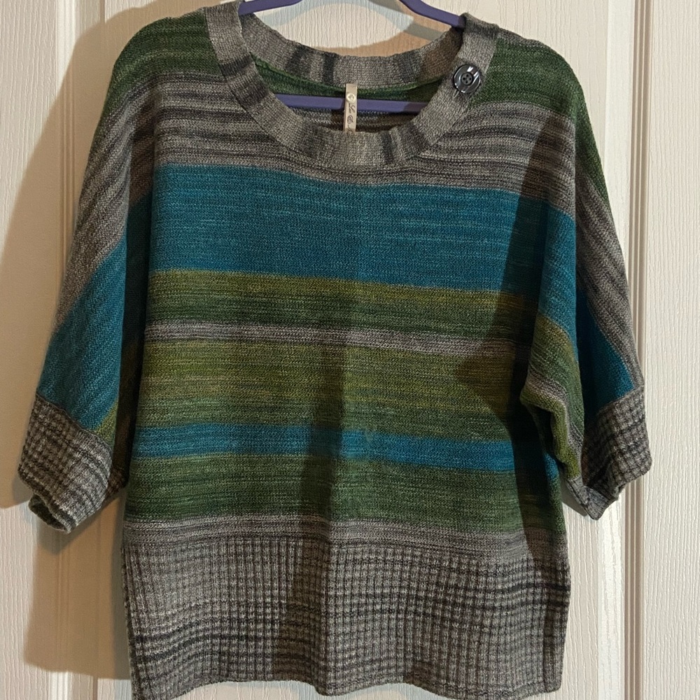 Ladies Sweater